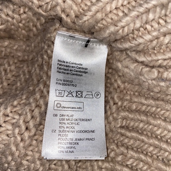H&M Knitted Sweater for Women - Picture 3 of 3